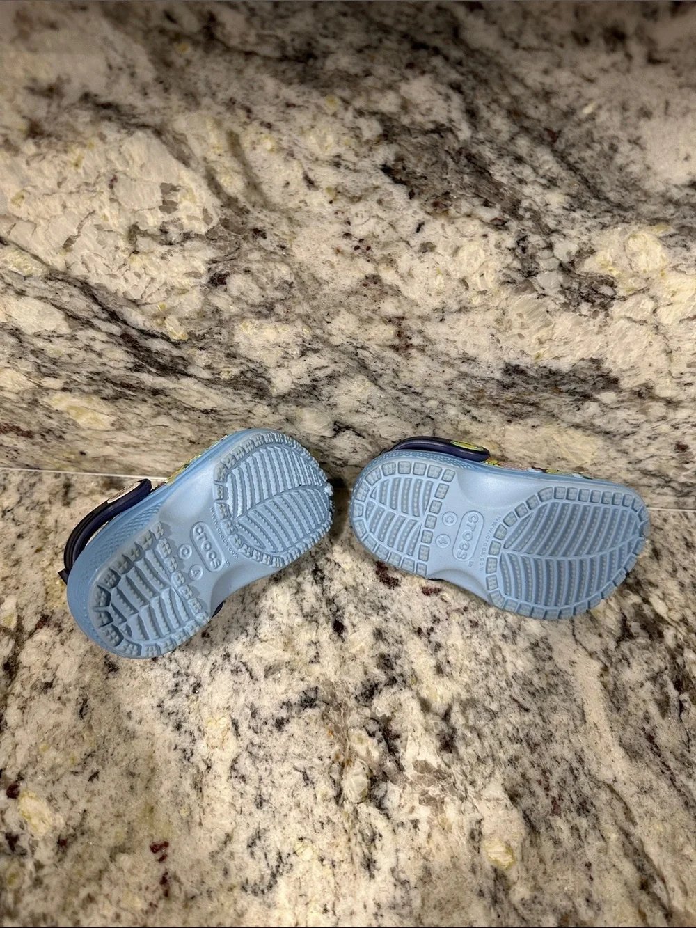Kids' Bluey Crocs Light Blue & Green